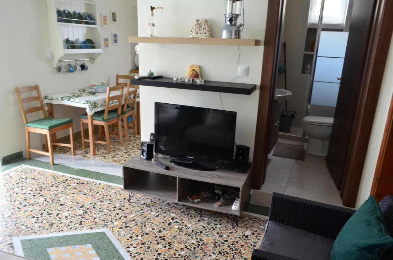 Αισθηση Απεραντησ Γαληνησ Και Ελευθεριασ Apartment Kavala Exterior photo