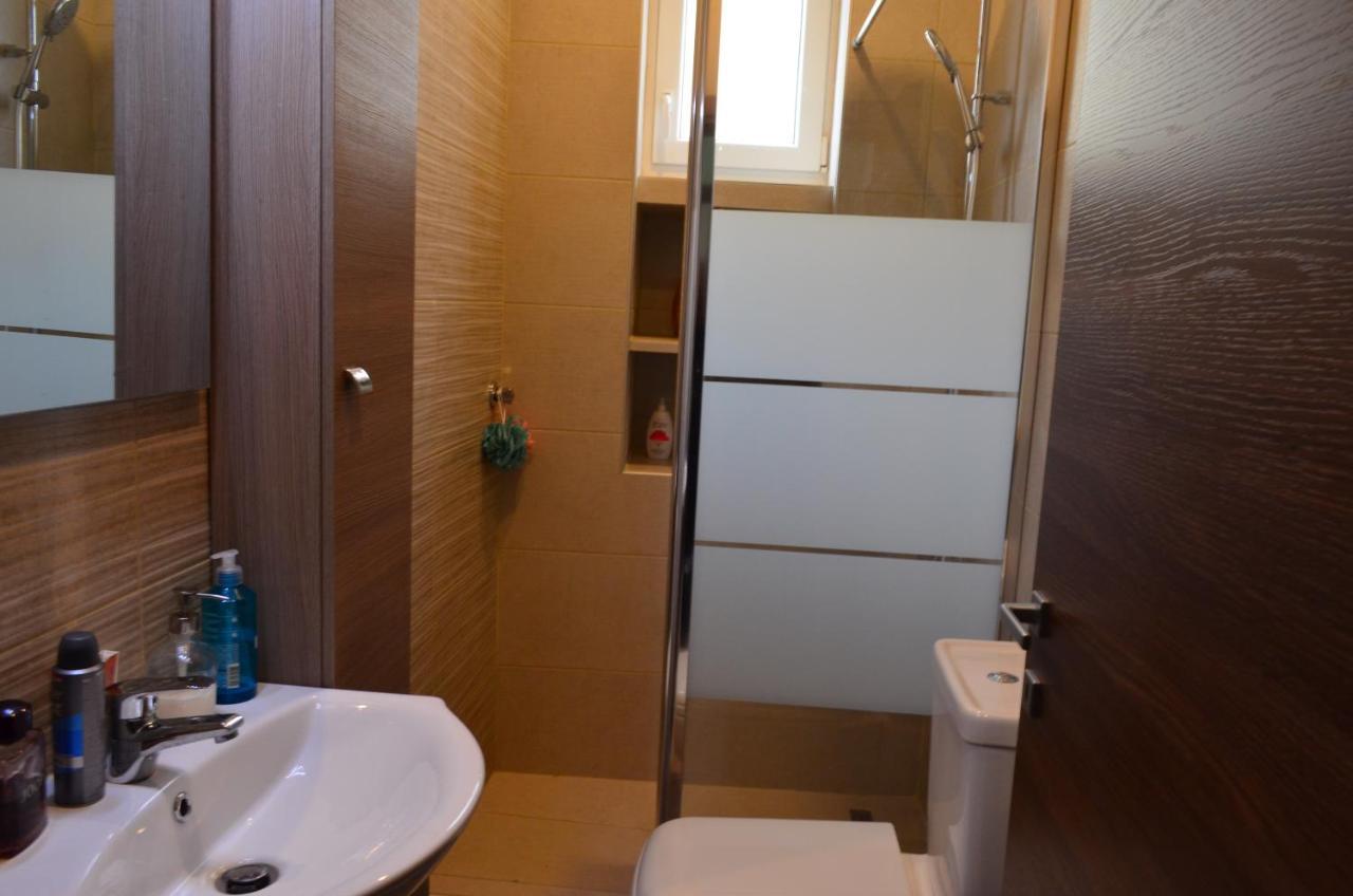 Αισθηση Απεραντησ Γαληνησ Και Ελευθεριασ Apartment Kavala Exterior photo